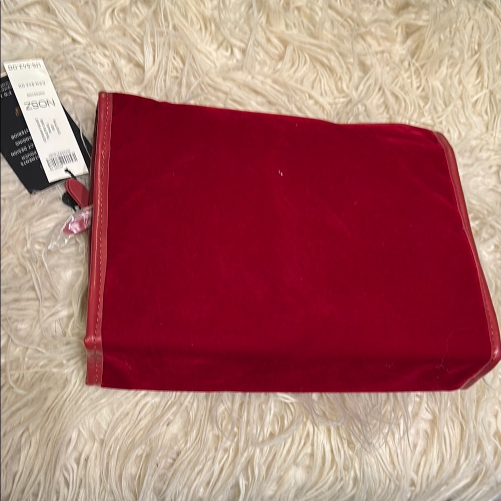 Red Travel Purse - Picture 3 of 5